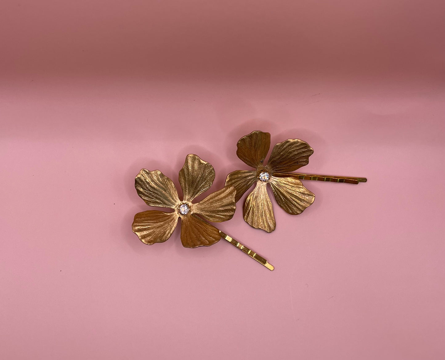 Dallas Bobby Pin